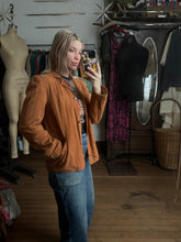 Load image into Gallery viewer, vintage 1940s 50s peach suede jacket {m/l}