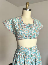 Load image into Gallery viewer, vintage 1940s cotton floral skirt and crop top set {m}