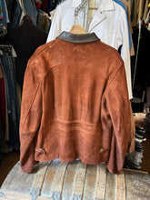 Load image into Gallery viewer, vintage 1940s suede horsehide belted back side synch jacket