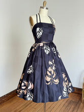 Load image into Gallery viewer, vintage 1970s Malia leaf sun dress {m}