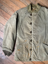 Load image into Gallery viewer, THRASHED vintage 1940s M-43 field jacket set (2pc) jacket and liner