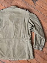 Load image into Gallery viewer, THRASHED vintage 1940s M-43 field jacket set (2pc) jacket and liner