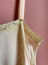 Load image into Gallery viewer, vintage 1920s slip lingerie {s/m}