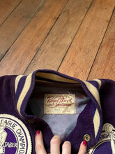 Load image into Gallery viewer, vintage 1950s Globetrotters basketball jacket