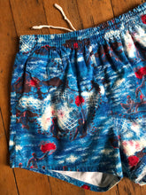 Load image into Gallery viewer, vintage 1950s novelty print swim trunks shorts