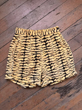 Load image into Gallery viewer, vintage 1950s tiger corduroy shorts {xs}