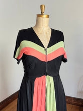 Load image into Gallery viewer, vintage 1940s rayon jersey color block dressing gown {1X}