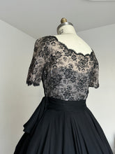 Load image into Gallery viewer, vintage 1950s lace top party dress {m}