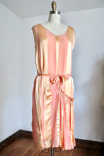 Load image into Gallery viewer, vintage 1920s pink striped dress {m}