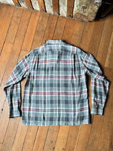 Load image into Gallery viewer, vintage 1950s McGregor long sleeve button up shirt
