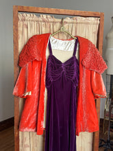 Load image into Gallery viewer, vintage 1930s velvet jacket {xs/s} 30s velvet opera coat