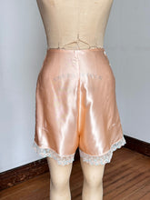 Load image into Gallery viewer, vintage 1940s CC41 tap pants lingerie panties {xs-s}