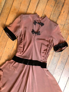 vintage 1940s brown rayon dress {s}