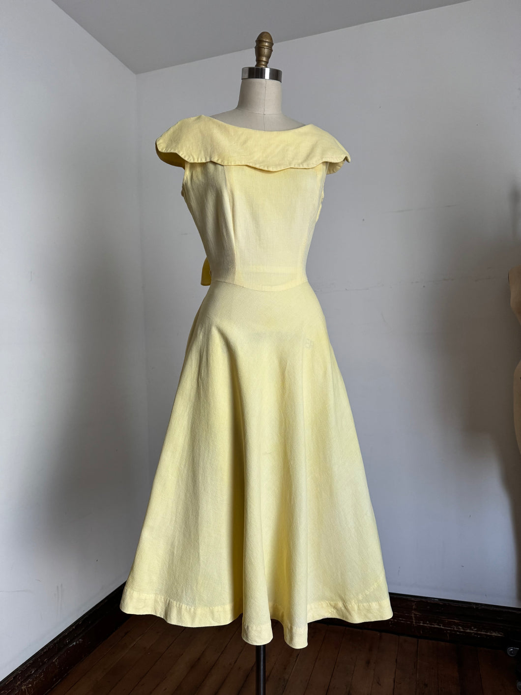 vintage 1940s yellow maxi dress {s}