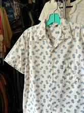 Load image into Gallery viewer, vintage 1950s cotton button up shirt - loop collar