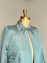 Load image into Gallery viewer, vintage 1950 Textron quilted bed jacket {L}