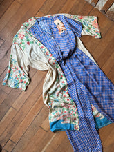 Load image into Gallery viewer, vintage 1920s silk pongee robe