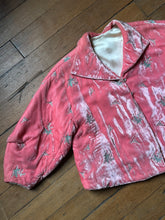 Load image into Gallery viewer, vintage 1940s plush velvet bed jacket {XL}