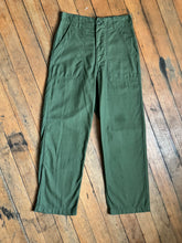 Load image into Gallery viewer, vintage 1950s OG-107 trousers