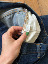 Load image into Gallery viewer, vintage 1970s Big E Levis  746 denim jeans flares bell bottoms 30W
