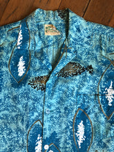 Load image into Gallery viewer, vintage 1950s fish print cotton button up shirt