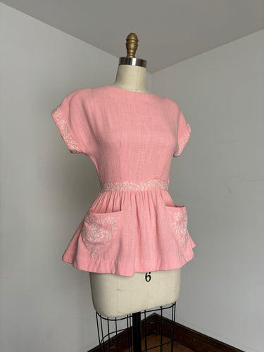 vintage 1940s pink linen blouse {xs}