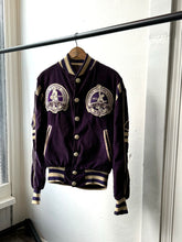 Load image into Gallery viewer, vintage 1950s Globetrotters basketball jacket