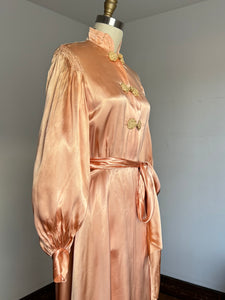 vintage 1940s pink satin dressing gown {s}