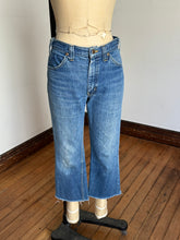 Load image into Gallery viewer, vintage 1970s GWG cut off denim jeans 30W