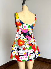 Load image into Gallery viewer, vintage 1960s floral short &amp; tunic set {m}