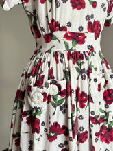 Load image into Gallery viewer, vintage 1940s floral dress {xs/s}