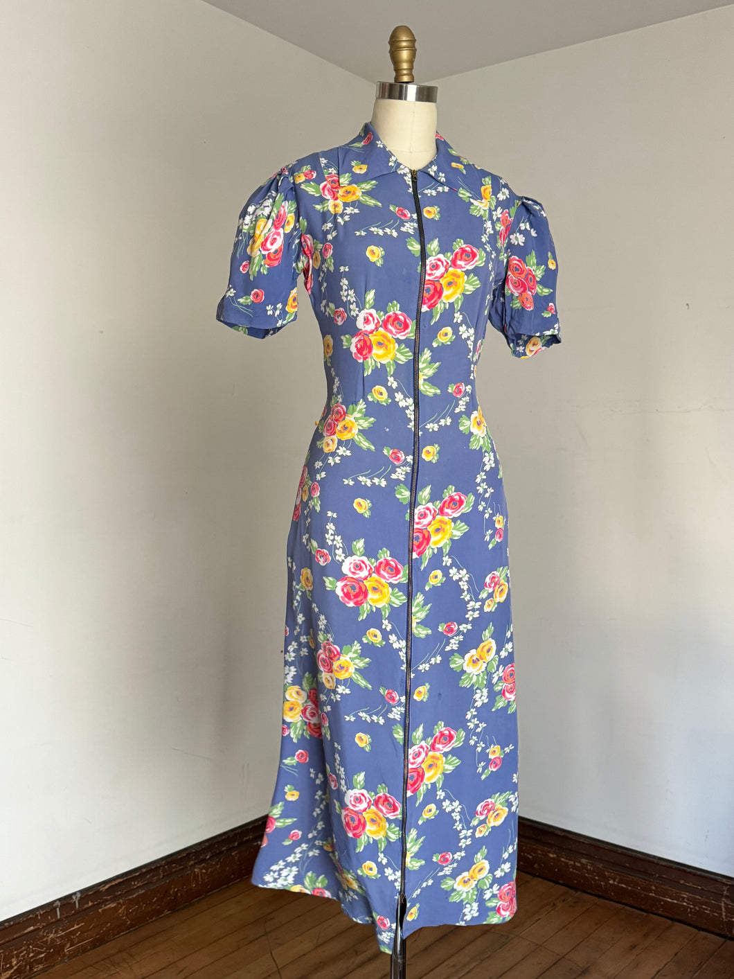 vintage 1930s floral rayon dressing gown {xs}