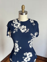 Load image into Gallery viewer, vintage 1940s novelty butterflies &amp; flowers rayon dress {s}