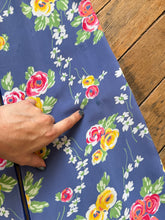 Load image into Gallery viewer, vintage 1930s floral rayon dressing gown {xs}