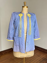 Load image into Gallery viewer, vintage 1940s Textron quilted bed jacket {L}