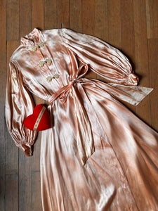 vintage 1940s pink satin dressing gown {s}