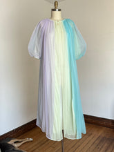 Load image into Gallery viewer, vintage 1960s colorful peignoir lingerie set {L}