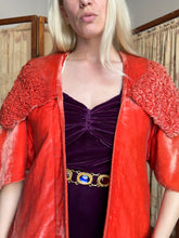 Load image into Gallery viewer, vintage 1930s velvet jacket {xs/s} 30s velvet opera coat