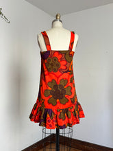Load image into Gallery viewer, vintage 1960s floral Hawaiian dress {xs}