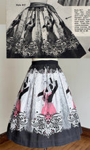 Load image into Gallery viewer, vintage 1950s Flamenco dancers border print skirt {32"W}