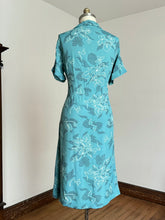 Load image into Gallery viewer, vintage 1940s floral rayon dress {XL/1X}