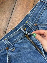 Load image into Gallery viewer, vintage 1970s GWG cut off denim jeans 30W