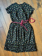 Load image into Gallery viewer, vintage 1950s 60s Swirl wrap dress {m}