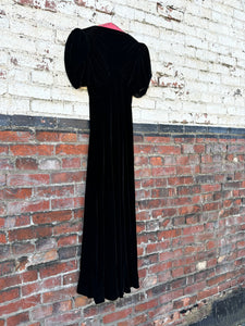 vintage 1930s black velvet gown {xs/s}