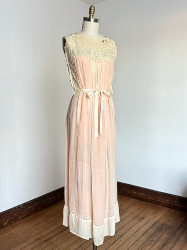 vintage 1900s silk nightgown {m}