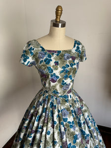 vintage 1950s floral dress {s}