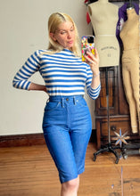 Load image into Gallery viewer, vintage 1960s Maverick Blue Bell cropped jeans {xxs}
