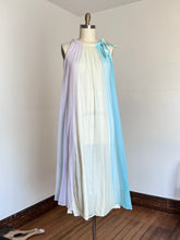 Load image into Gallery viewer, vintage 1960s colorful peignoir lingerie set {L}