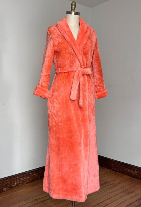 vintage 1960s fuzzy neon robe {L/XL}