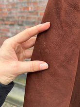 Load image into Gallery viewer, vintage 1940s suede jacket